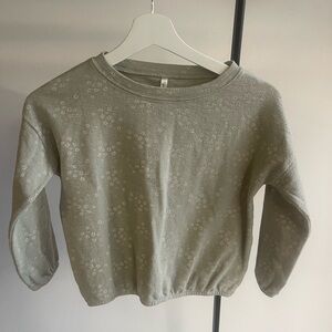 Rylee + cru sweater size 6-7